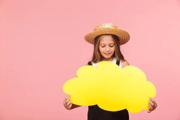 Retrato Uma Menina Alegre Usando Chapéu Verão Isolado Sobre Fundo — Fotografia de Stock