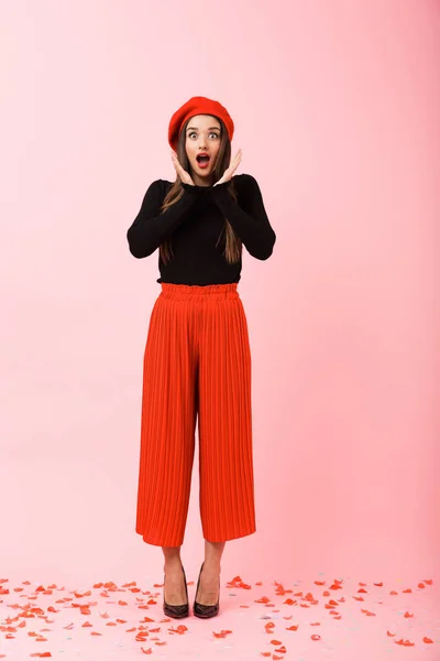 Full Length Portrait Beautiful Young Woman Wearing Red Beret Standing — Stock Photo, Image