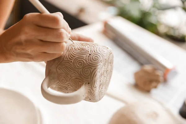 Close Woman Making Ceramic Pottery Tableware Workshop Working Clay — Stock Photo, Image