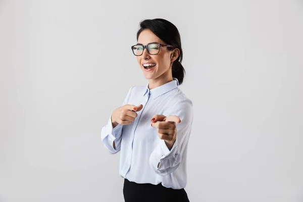 Imagen Bonita Secretaria Mujer Años Con Anteojos Pie Oficina Aislados —  Fotos de Stock