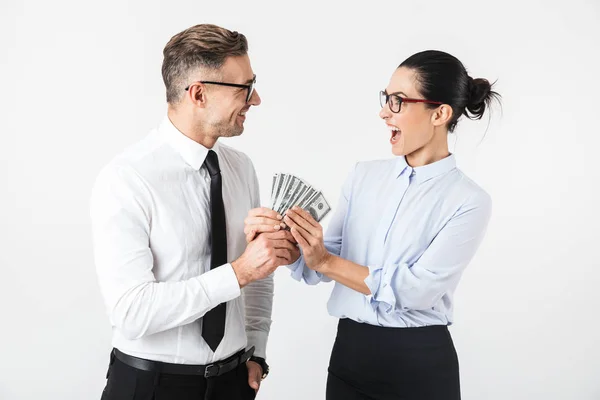 Par Colegas Con Ropa Formal Pie Aislados Sobre Fondo Blanco — Foto de Stock