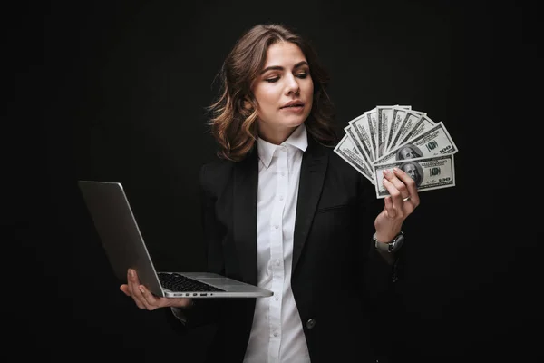 Portrait of a confident young businesswoman — Stock Photo, Image