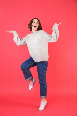 Tam Boy mutlu bir genç kadının portresi