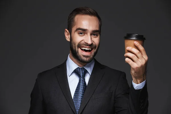 Retrato de un hombre de negocios guapo y seguro —  Fotos de Stock