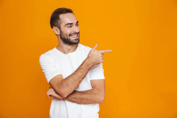 Európai ember 30s póló ujját hatályon kívül, míg a kép — Stock Fotó