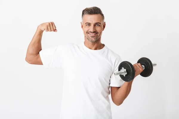 Bild des Bodybuilders Mann 30 mit Borsten trägt lässiges T-Shirt — Stockfoto