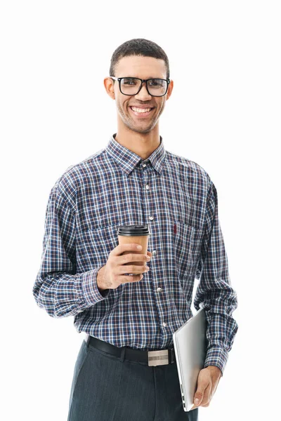 Retrato de un joven feliz con camisa a cuadros — Foto de Stock