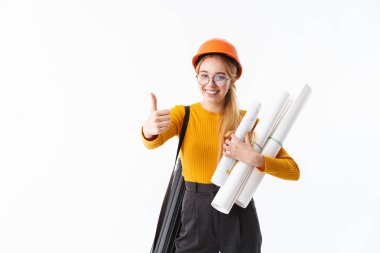 Çekici genç kadın mimar izole ayakta