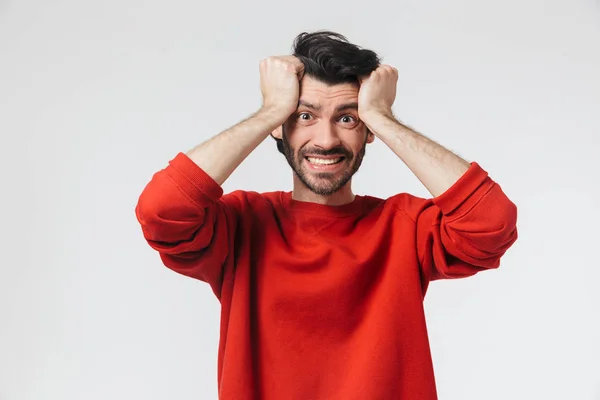 Knappe jonge bebaarde brunette man — Stockfoto