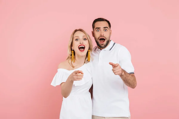 Casal jovem atraente — Fotografia de Stock