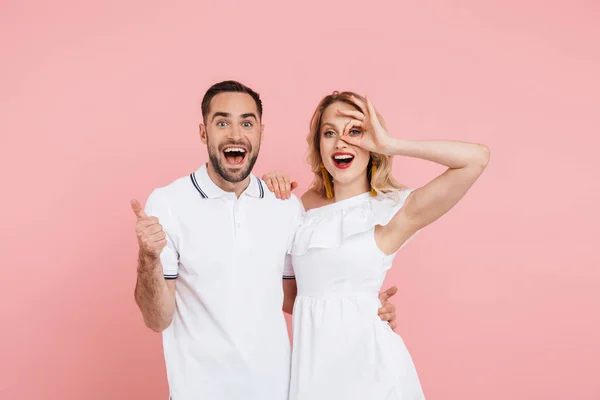 Atractiva pareja joven — Foto de Stock