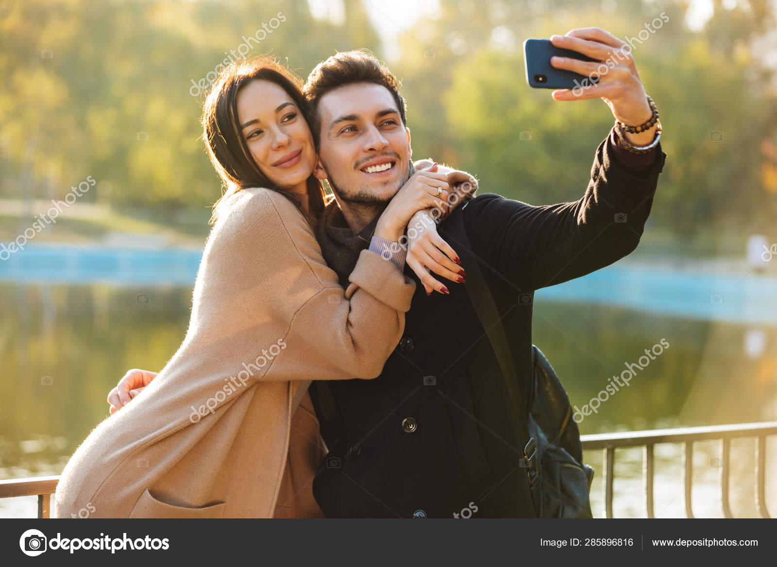 15 Selfie Poses for Girls & Boys + How to take the BEST Selfie-seedfund.vn
