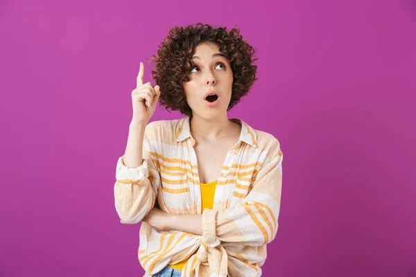 Retrato de una joven atractiva — Foto de Stock