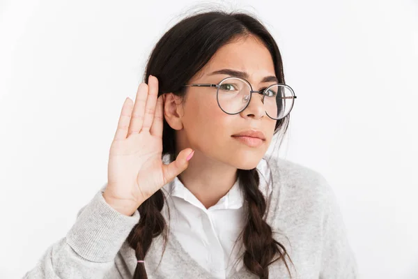 Foto de primer plano de la adolescente melancólica con gafas en la mano —  Fotos de Stock