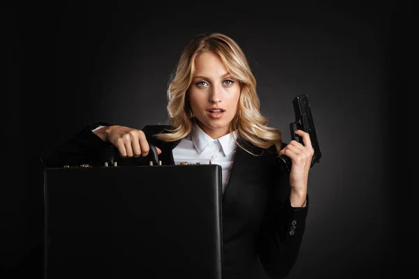 Porträt einer schönen blonden Geschäftsfrau — Stockfoto