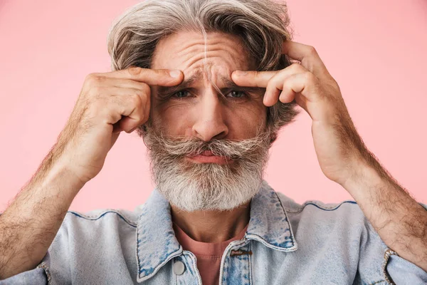 Portrait of a middle aged man wearing casual outfit — Stock Photo, Image