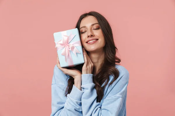 Retrato Uma Menina Muito Alegre Com Longos Cabelos Encaracolados Morena — Fotografia de Stock