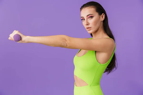 Foto Van Jonge Blanke Vrouw Doen Oefening Met Halter Kijken — Stockfoto