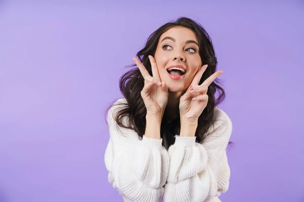 Image Surprised Optimistic Young Brunette Woman Posing Isolated Purple Wall — Stock Photo, Image