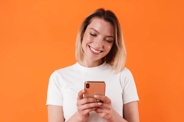 Image Happy Attractive Woman Smiling While Using Mobile Phone Isolated — Stock Photo, Image