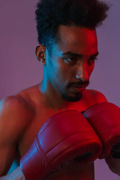 Portrait Young Shirtless African American Sportsman Poising Boxing Gloves Isolated — Stok Foto