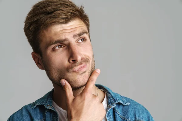 Portrait Redhead Puzzled Man Posing Thinking Camera Isolated Grey Background — Stock Photo, Image