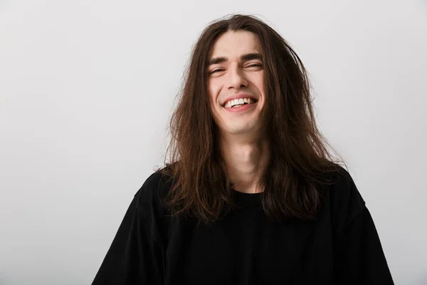 Retrato Belo Homem Alegre Com Cabelos Longos Rindo Olhando Para — Fotografia de Stock