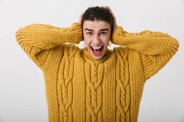 Retrato Hombre Caucásico Irritado Con Pendiente Con Dolor Cabeza Agarrando — Foto de Stock