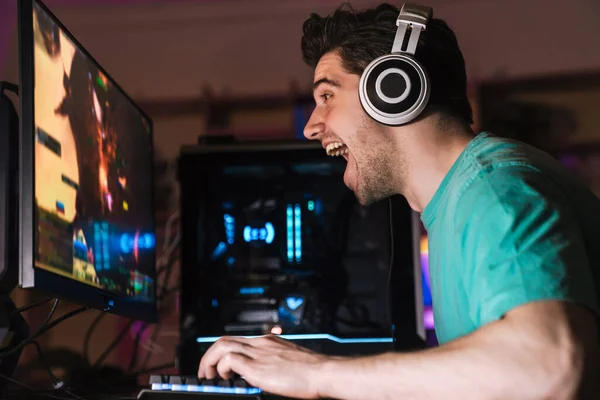 Image Caucasian Delighted Man Headphones Playing Video Game Computer While — Stock Photo, Image