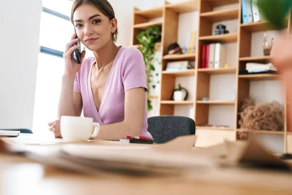 Photo Amazing Beautiful Woman Designer Indoors Office Talking Mobile Phone — Stock Photo, Image