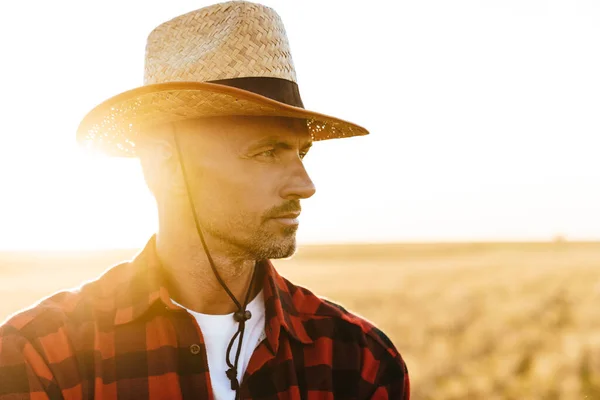 Image Masculine Adult Man Straw Hat Looking Aside While Standing — Stock Photo, Image