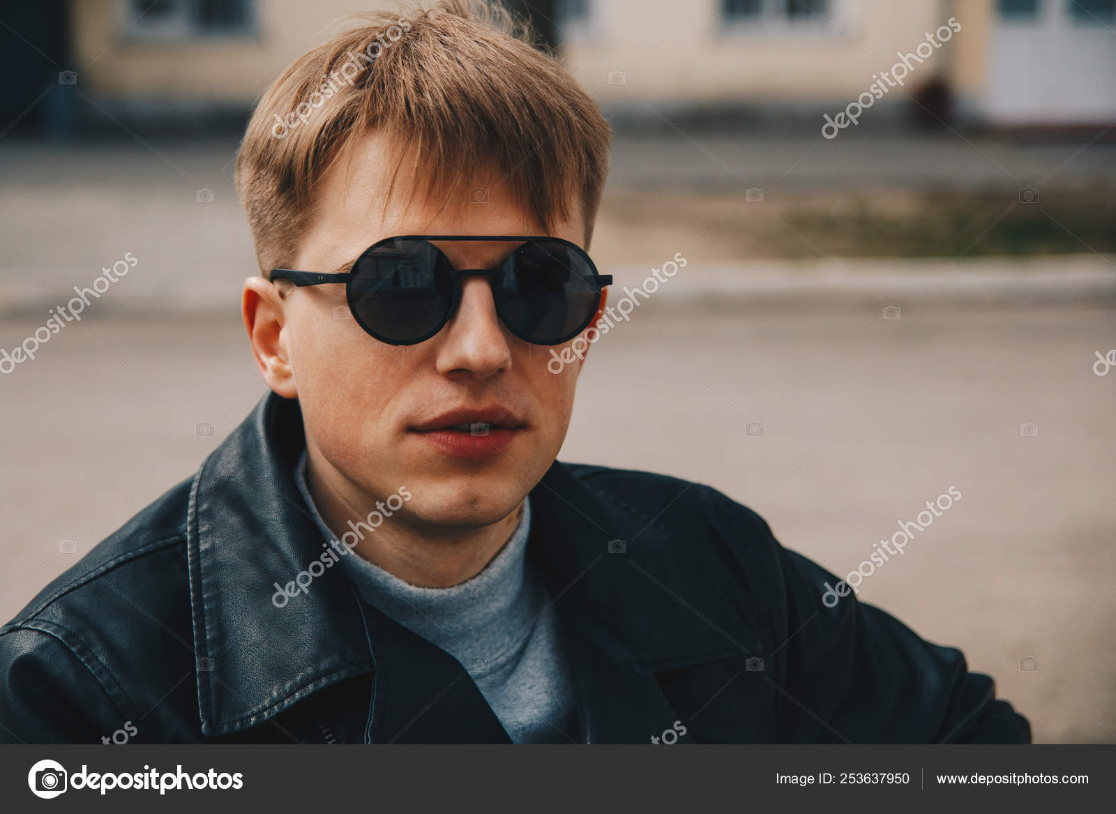 gafas redondas chico