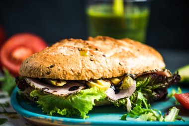 Sağlıklı kahvaltı veya brunch fikirler