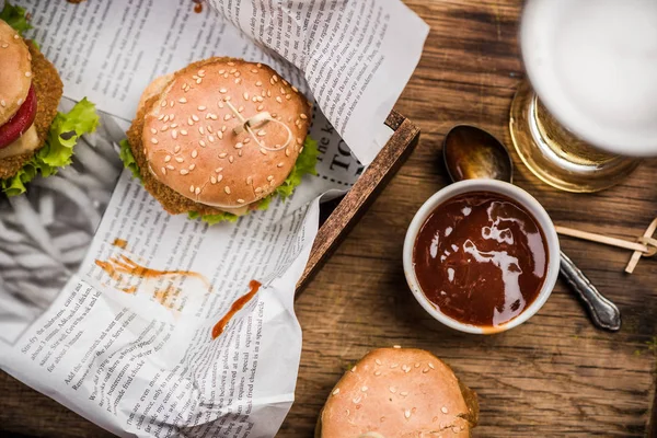 Mini sığır eti Burger Bar veya çubuk servis.