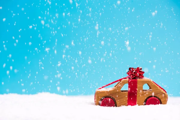 Noel araç satış ya da hediye, şablon kavramı.