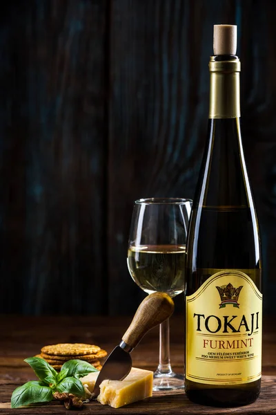 Tarnow Πολωνία Σεπτεμβρίου 2018 Μπουκάλι Ουγγρική Λευκό Κρασί Tokaji Furmint — Φωτογραφία Αρχείου