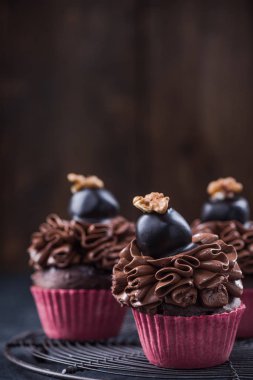 Karanlık çikolatalı kek, kopya alan arka plan.