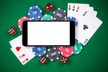 Şablon satırı oyun sahte üzerinde. Casino ve poker üstünde hareket eden aygıt.