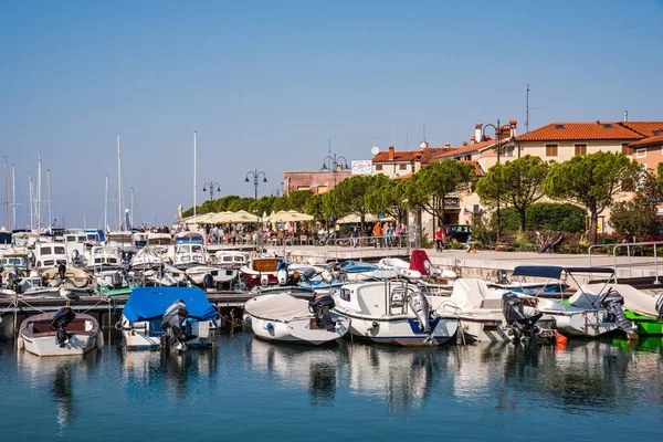 Izola Eslovenia Octubre 2018 Barcos Puerto Península Izola Eslovenia —  Fotos de Stock