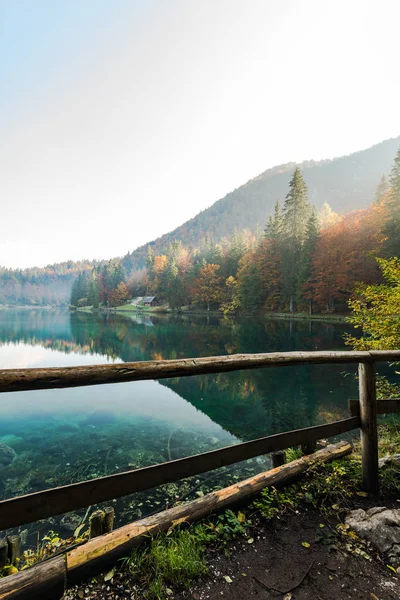 Fusine göl sonbahar sezonu.