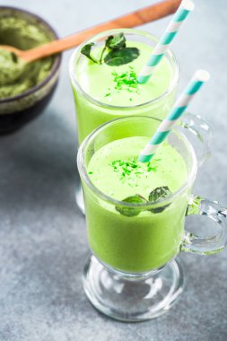 Matcha yeşil çay milkshake, alternatif Diyet.