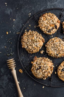 Soğutma tepsisinde sağlıklı çerezler