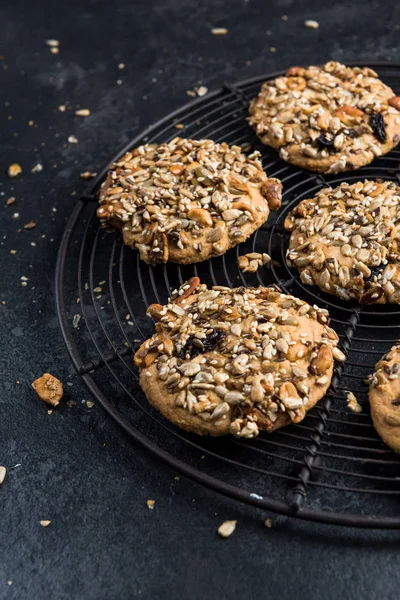 Soğutma tepsisinde sağlıklı çerezler