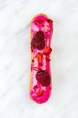 Beyaz Mermer Dekore Artisan Fransız Eclair