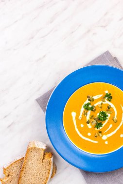 Sonbahar Isınan Kabak Çorbası. Alan Arka Planını Kopyala