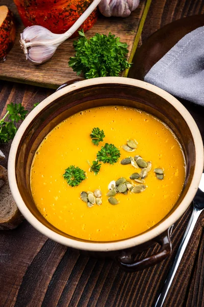 Zelfgemaakte pomp soep. Herfst Healhy eten — Stockfoto