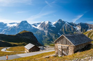 Glossglockner, Avusturya 'daki Virajlı Panoramik Yüksek Alp Yolu.