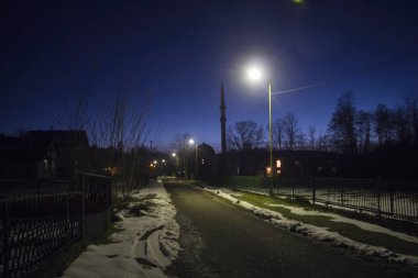 Köy gece kış sahne