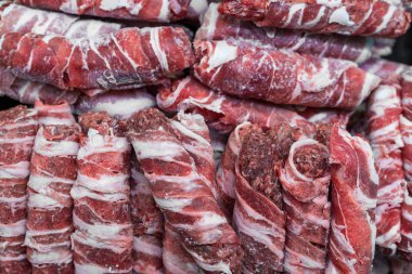 çiğ et tüm çerçeve