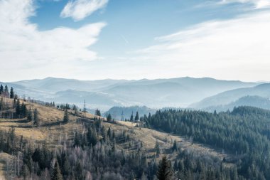 Sonbahar yüksek dağlar manzara tam kare